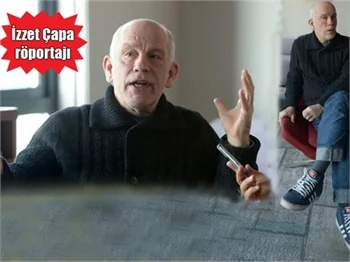 Muhteşem John Malkovic!