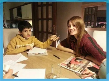 Gizem Karaca hayranını kıramadı!
