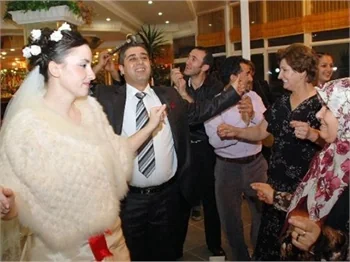 96 Türk damat Rus gelin aldı