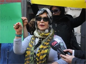 İstanbul'da genelev kadınları eylem yapıyor