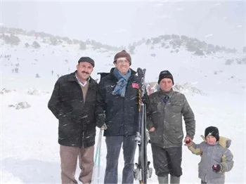 Denizli Bozdağ'da kar şenliği