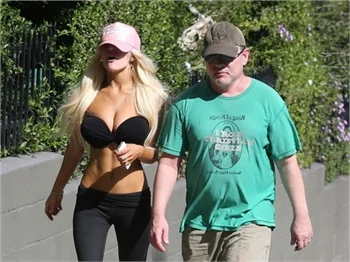 Courtney Stodden böyle spor yapıyor!