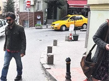 Kameralardan kaçan ünlü kim?