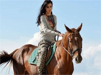 Hatice Şendil: At binmeyi öğrendim ama...