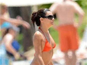 Eva Longoria şaşırttı!