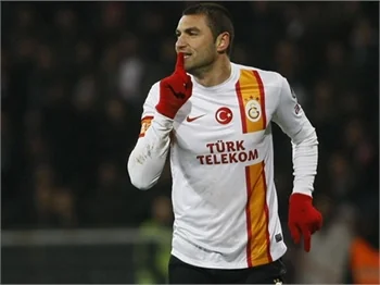 Burak Yılmaz'ın yeni aşkı kim?