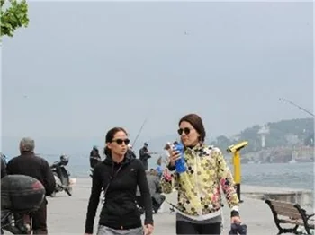 Bergüzar Korel sporda...