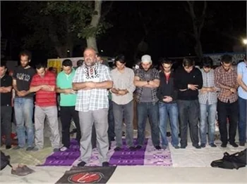 Gezi Parkı'nda kandil!