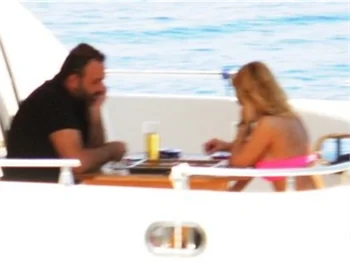 Kendi'nin tatil sefası...