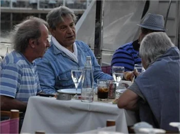 Neco da Çeşme'yi tercih etti