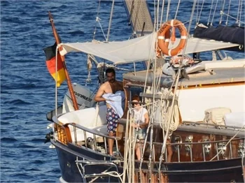 Özge Akbulut, Kenan İmirzalıoğlu'nun tekne fotoğrafları için ne dedi?