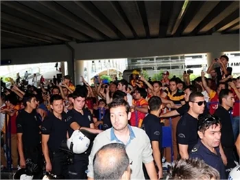 Galatasaray İzmir'de...