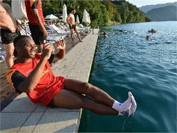 Galatasaray Slovenya'da uçuyor