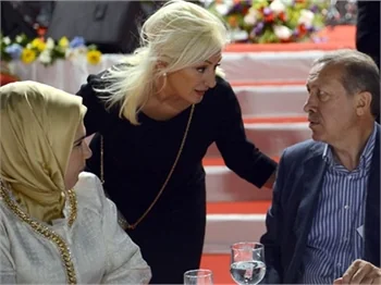 Şafak Sezer, Başbakan'dan özür dileyince..