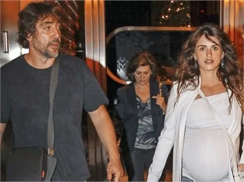 İkinci kez anne oldu