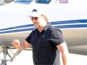Russell Crowe İstanbul'a ayak bastı!
