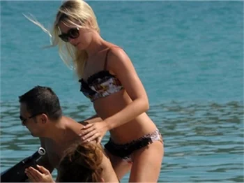 Serdar Ortaç ve Chloe'nin jetski keyfi!