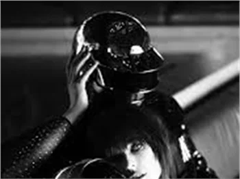 Milla Jovovich geri döndü!