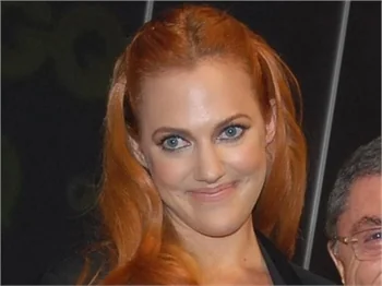 Meryem Uzerli: Ben bir adam sevdim o adam aslında yoktu!