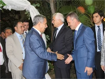 Bülent Arınç'ın zor anları!