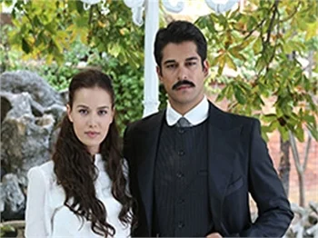 Fahriye Evcen: Benimki biraz daha uçarı bir Feride