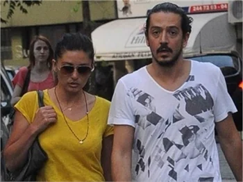 Sevgili gitti zam istedi!