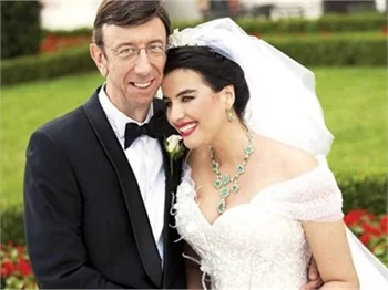 Şahnaz Çakıralp üstüne para ödeyerek boşandı!