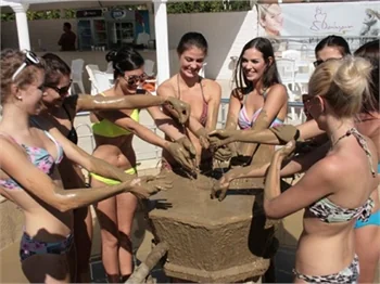 Polonyalılar Dalyan’da stres attı!