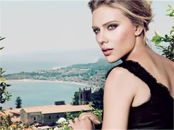 Scarlett Johansson şaşırttı