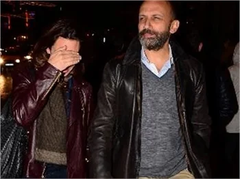 Ayşe Tolga yeni sevgilisiyle el ele!