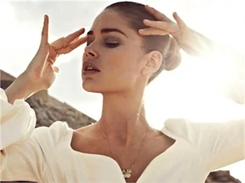 Kroes'ın seksi fotoğrafları