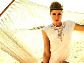 Doutzen Kroes'ın seksi fotoğrafları