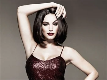 Kelly Brook'dan çekici kareler!