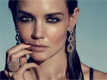 Katie Holmes'den çekici kareler!