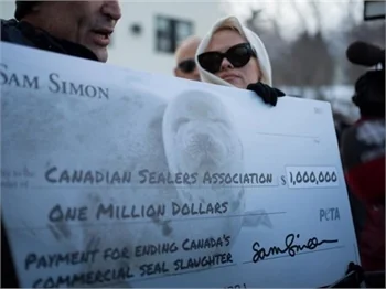 Pamela Anderson'a ret!