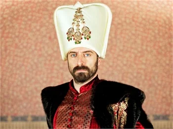 Halit Ergenç buzlu suda 6 saat kaldı!