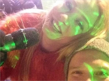 Ünlülerin selfie pozları!
