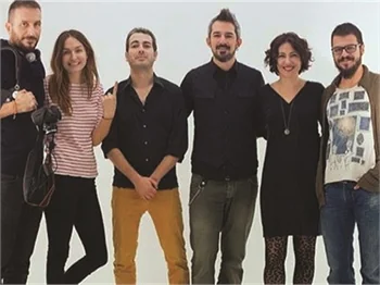 Eski sevgililer bir arada!