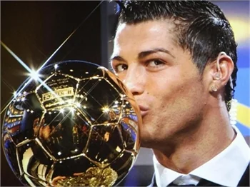 Ronaldo kıskançlık krizine girdi!