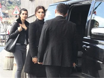 "Kara Para Aşk" çekimlerine sürpriz engel!
