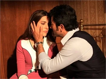 'Karadayı' Ece Su'yu unutmadı!