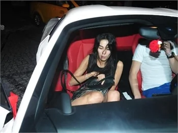 Asena Erkin'in frikik mücadelesi!