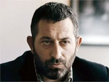 Cem Yılmaz: Çocuk olmam bu yüzden!