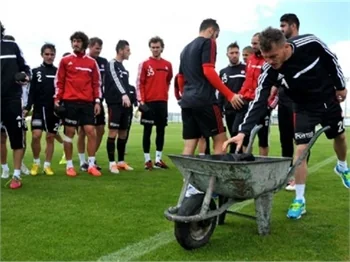 Roberto Carlos'tan Soma için pankart!