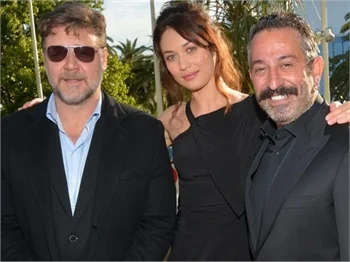 Cem Yılmaz ve Russell Crowe Cannes'da