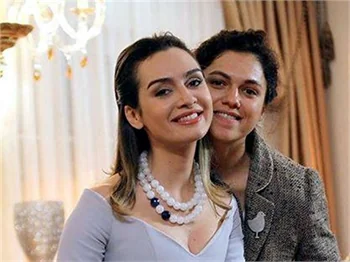 Küçük Ağa: Şarkı söyler beste de yaparım!