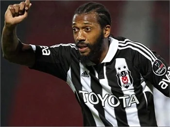Manuel Fernandes şaşırttı!
