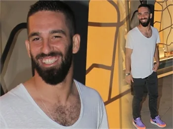 Arda Turan soluğu İstanbul'da aldı!