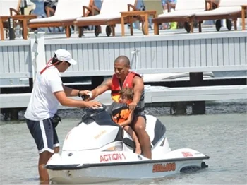 Alex De Souza'nın Bodrum tatili!