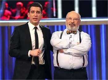 Stüdyoda yarışırken evini soydular!